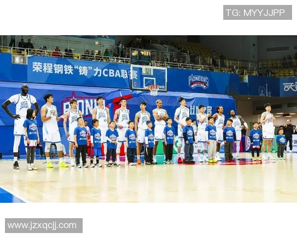 天津篮球比赛热潮来袭球迷齐聚见证精彩对决与青春激情